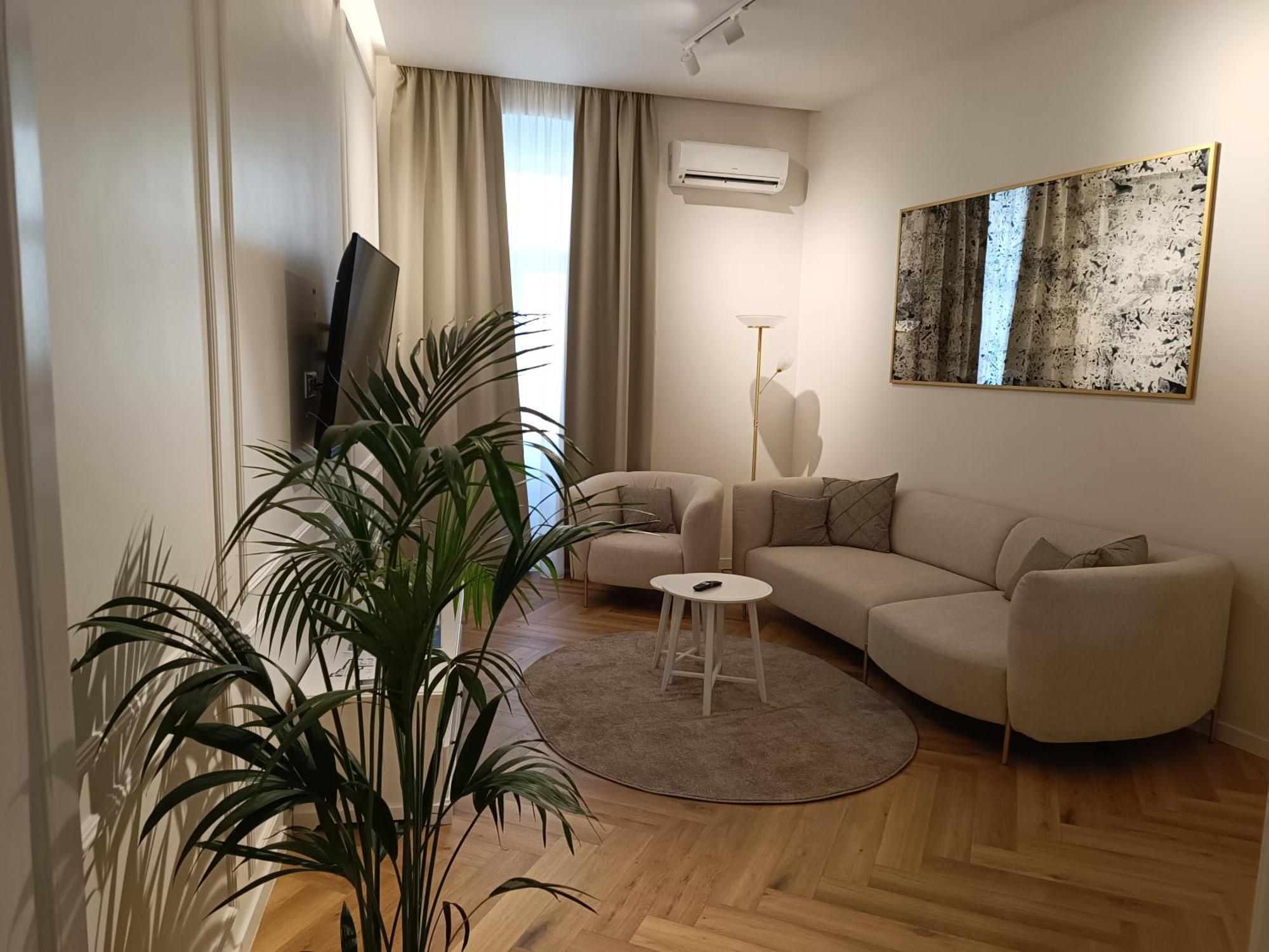 Apartment Mate